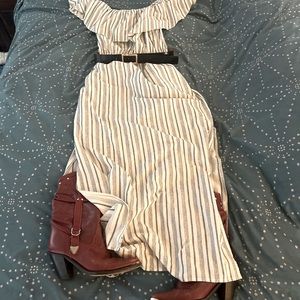 Off the shoulder max dress